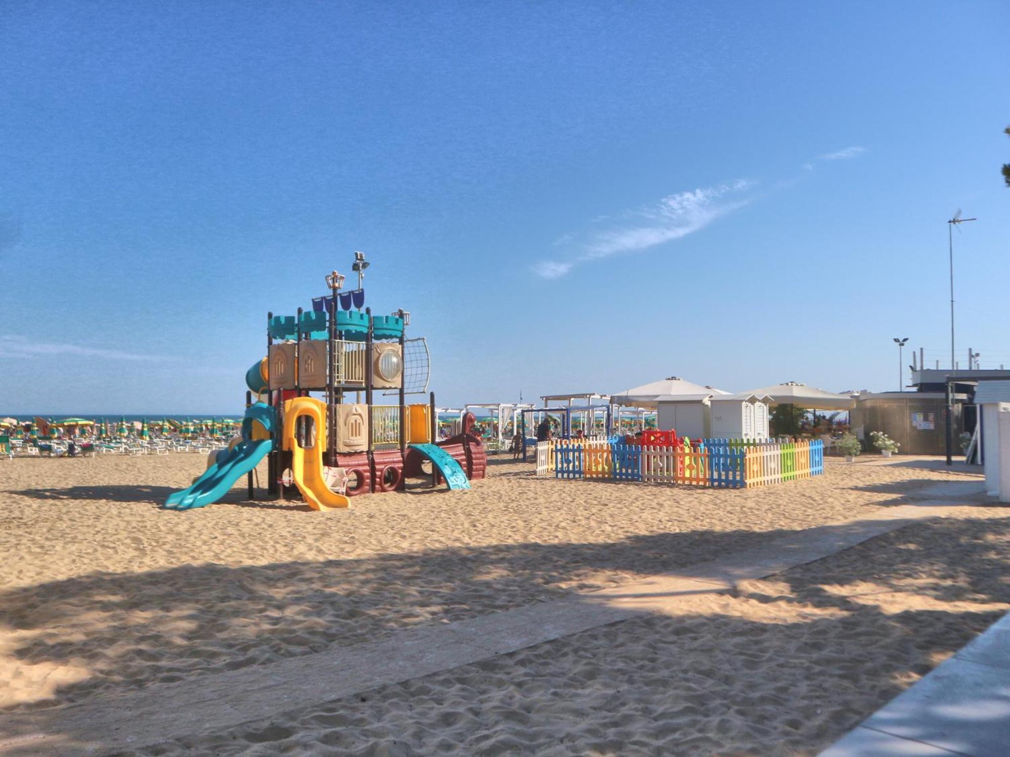 Maria Apartment Lignano Sabbiadoro Ngoại thất bức ảnh